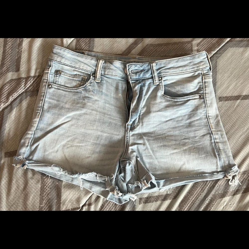 American Eagle Hi-Rise Shortie